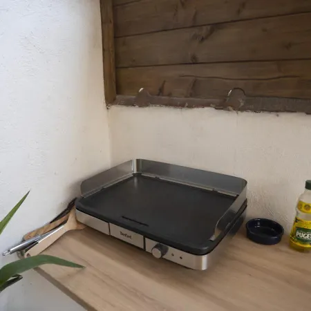 Apartmán Studio Cosy Avec Terrasse Proche Gare St-roch Montpellier