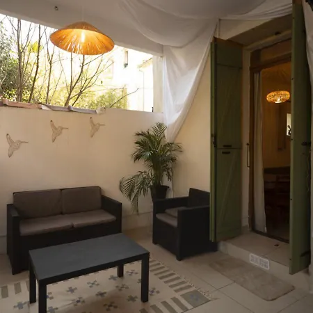 Studio Cosy Avec Terrasse Proche Gare St-roch Montpellier